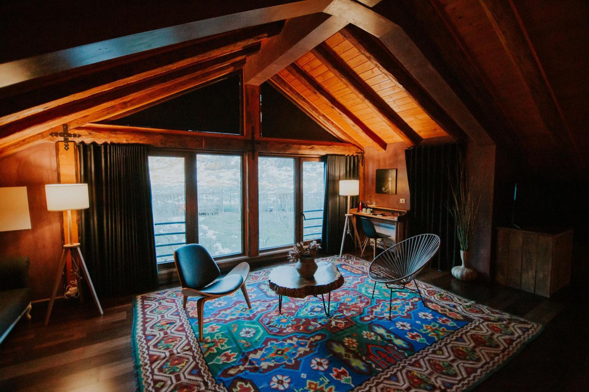 Dim's & Restaurant Hotel 4*
