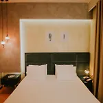 Dim\'S Hotel & Restaurant